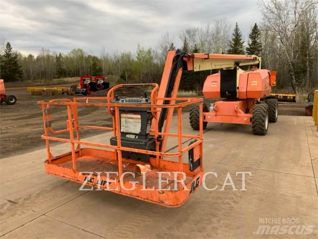 JLG 800AJ Körüklü personel platformları
