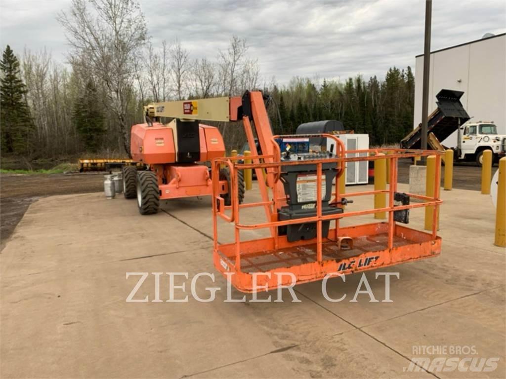 JLG 800AJ Körüklü personel platformları
