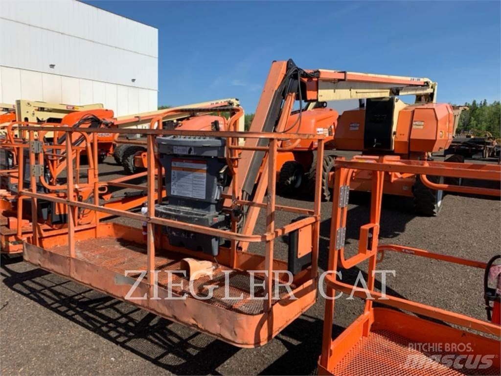 JLG 800AJ Körüklü personel platformları