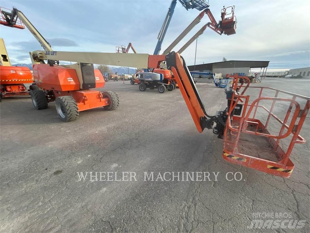 JLG 800AJ SP Körüklü personel platformları