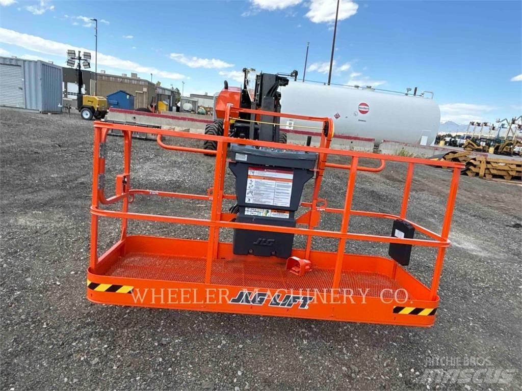 JLG 860SJ Körüklü personel platformları