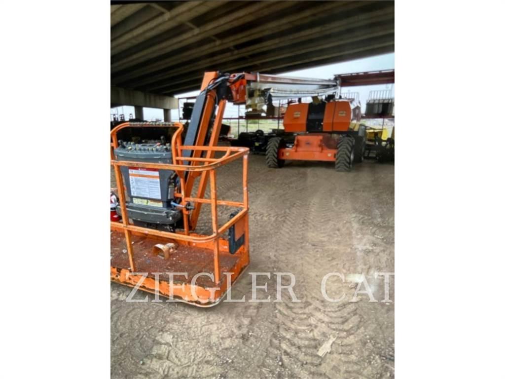 JLG 860SJ Körüklü personel platformları