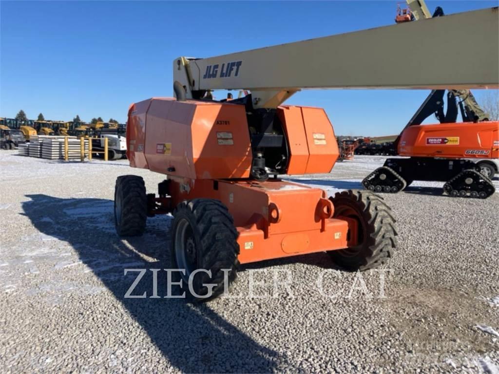 JLG 860SJ Körüklü personel platformları