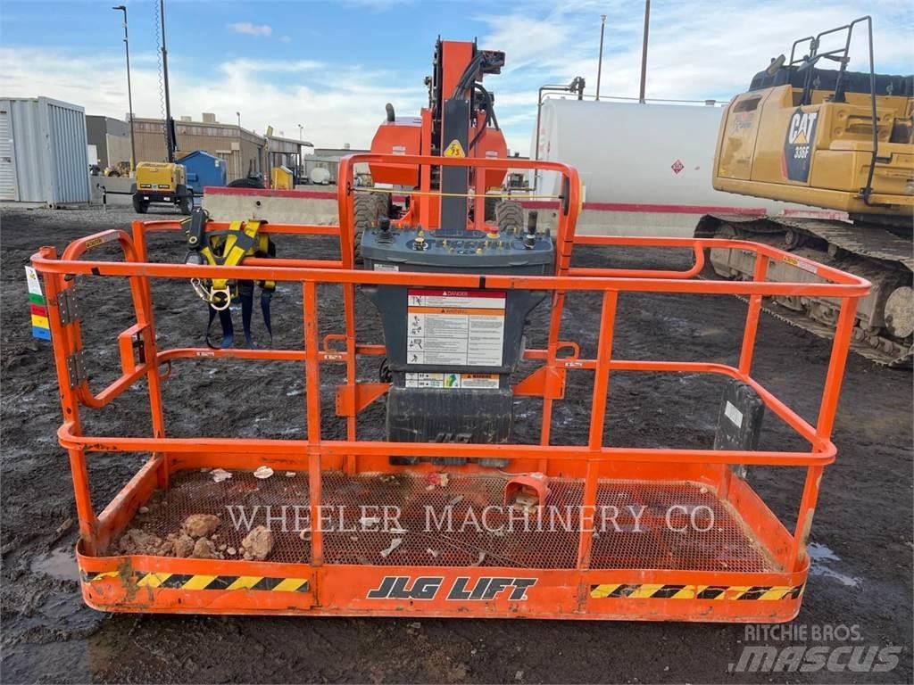 JLG 860SJ SP Körüklü personel platformları