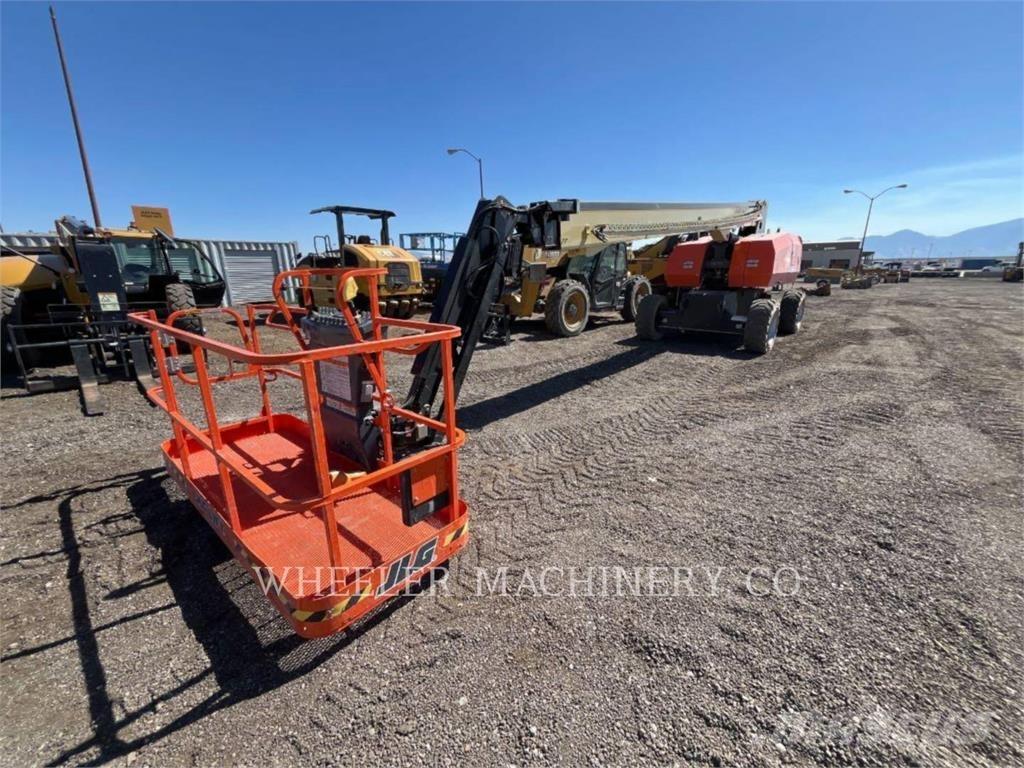 JLG 860SJ SP Körüklü personel platformları