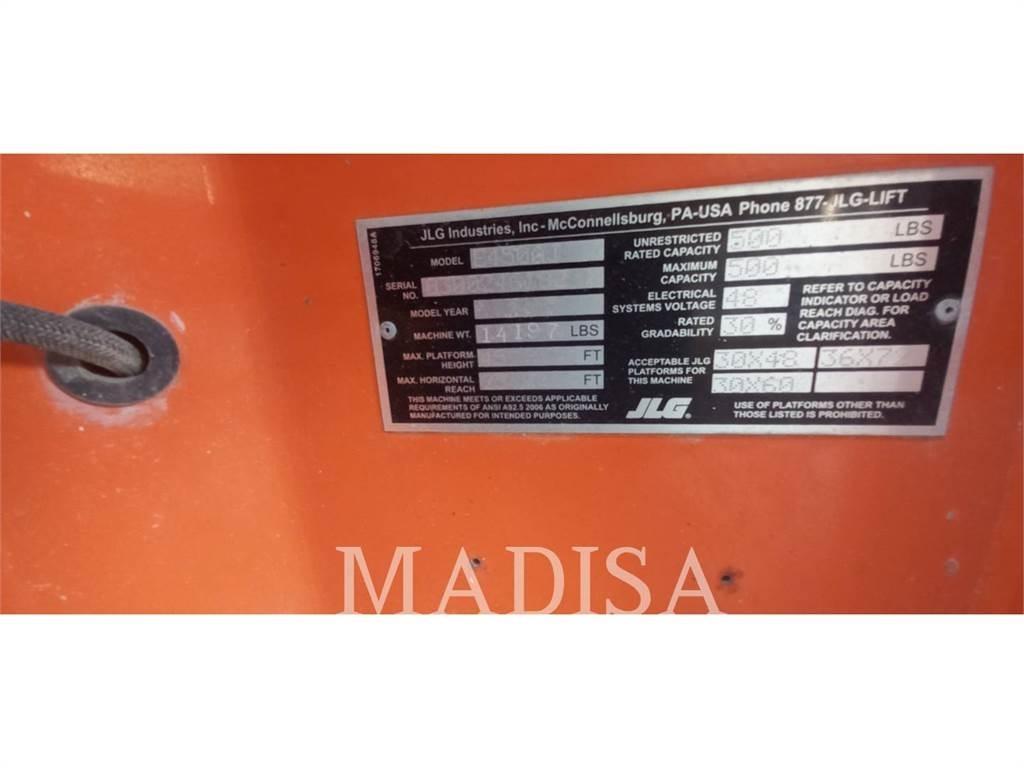 JLG E450AJ Körüklü personel platformları