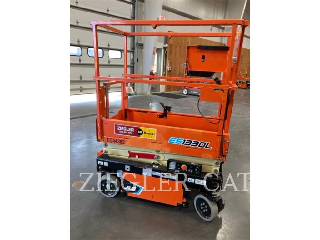 JLG ES1330L Makasli platformlar