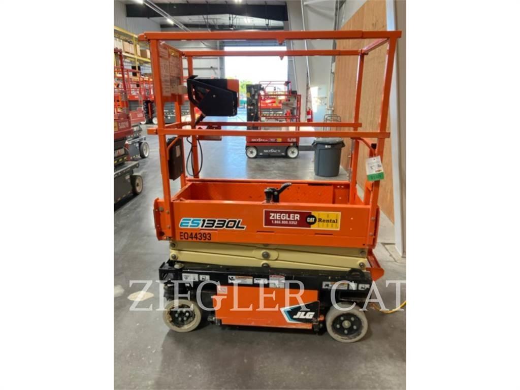 JLG ES1330L Makasli platformlar