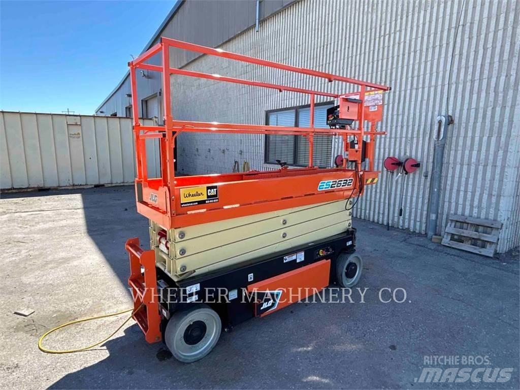 JLG ES2632 Makasli platformlar