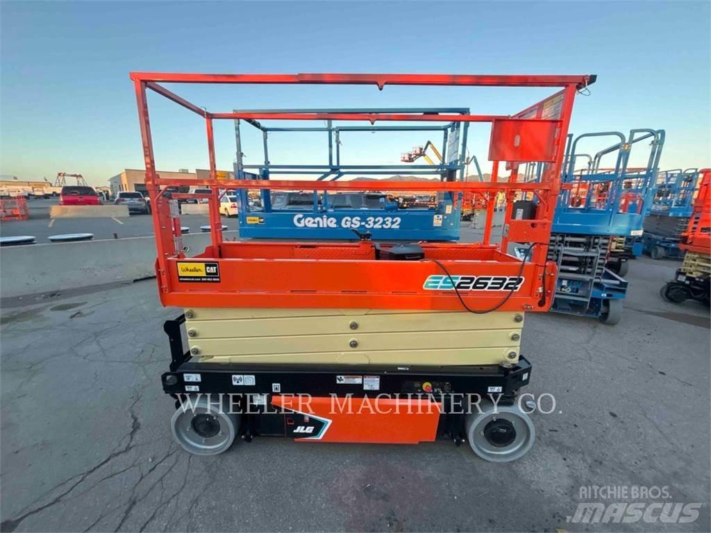 JLG ES2632 Makasli platformlar