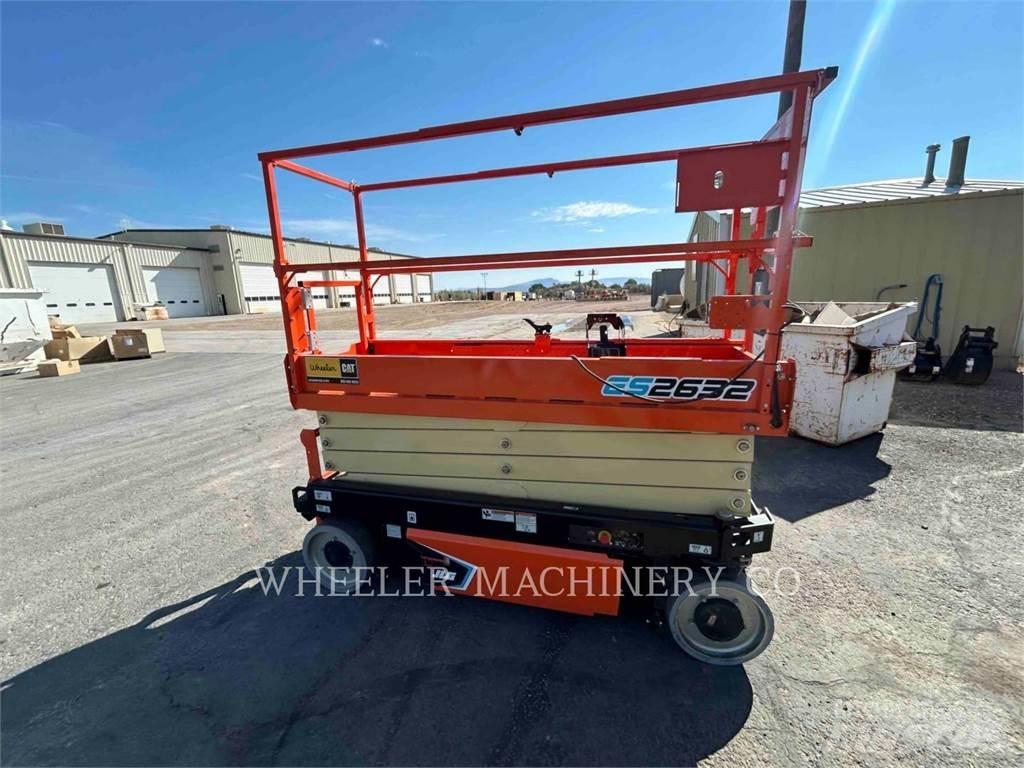 JLG ES2632 Makasli platformlar