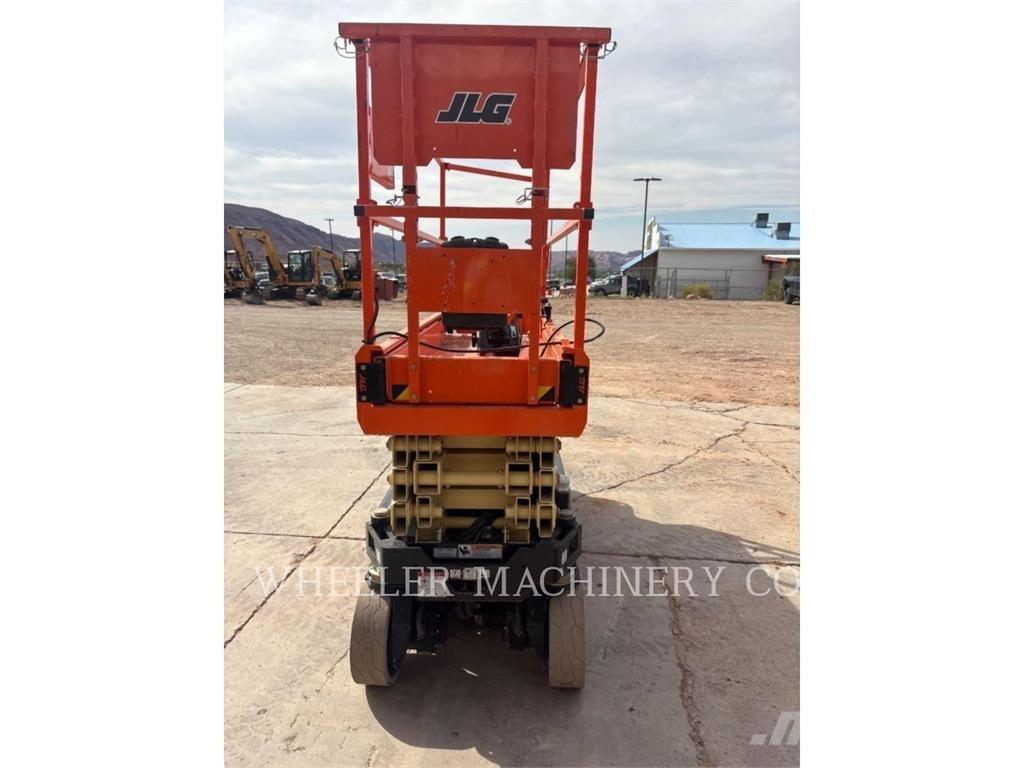 JLG ES2632 Makasli platformlar