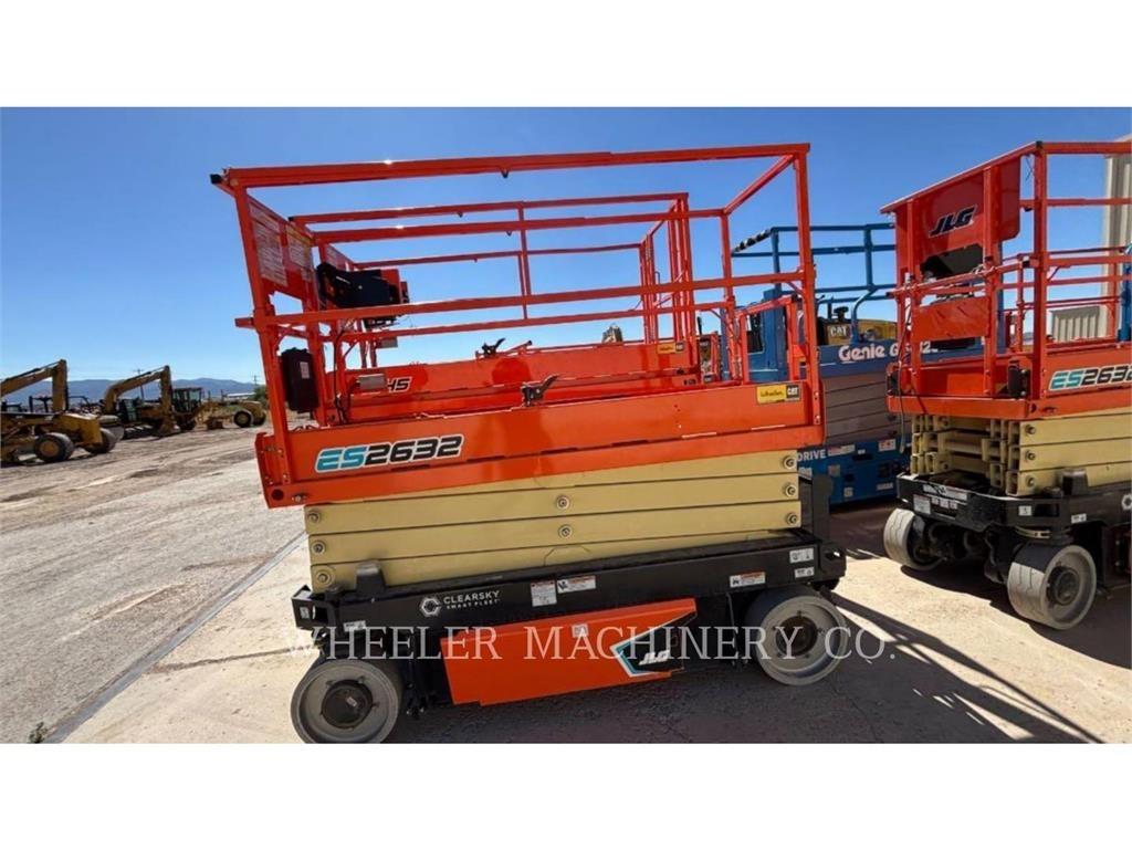 JLG ES2632 Makasli platformlar