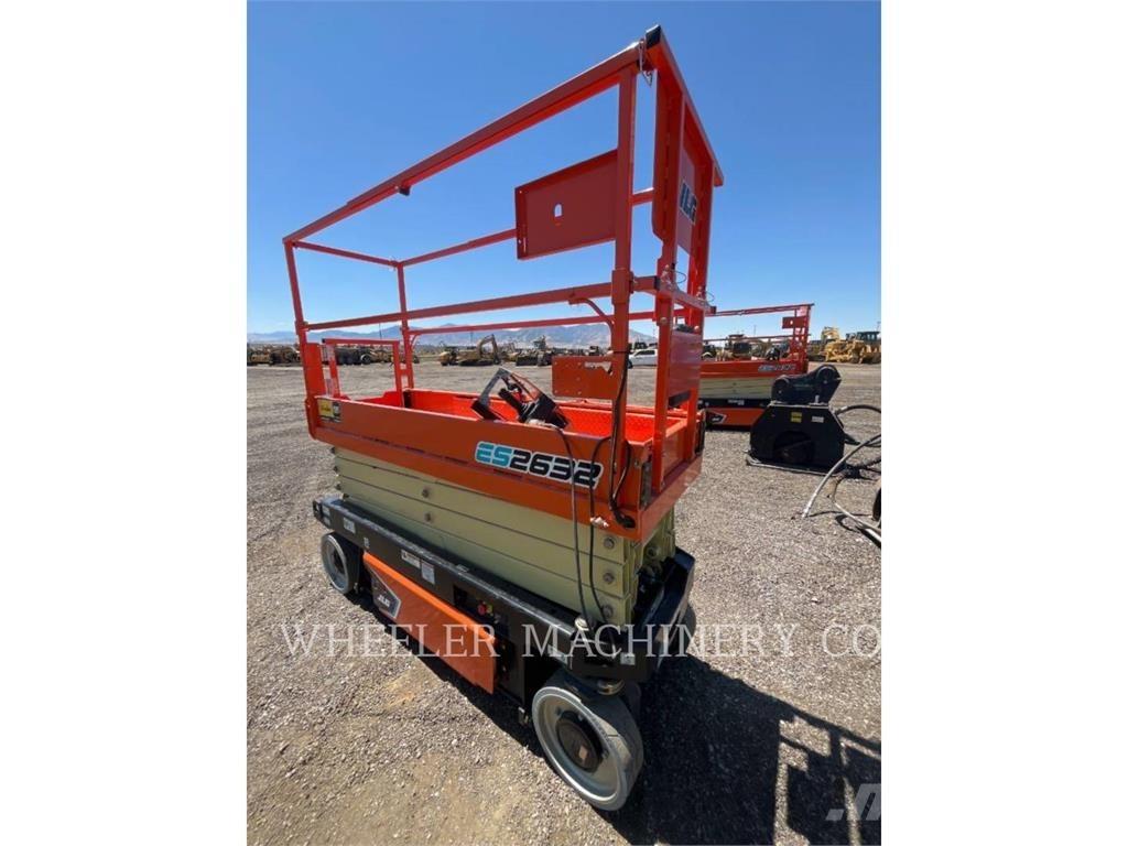 JLG ES2632 Makasli platformlar