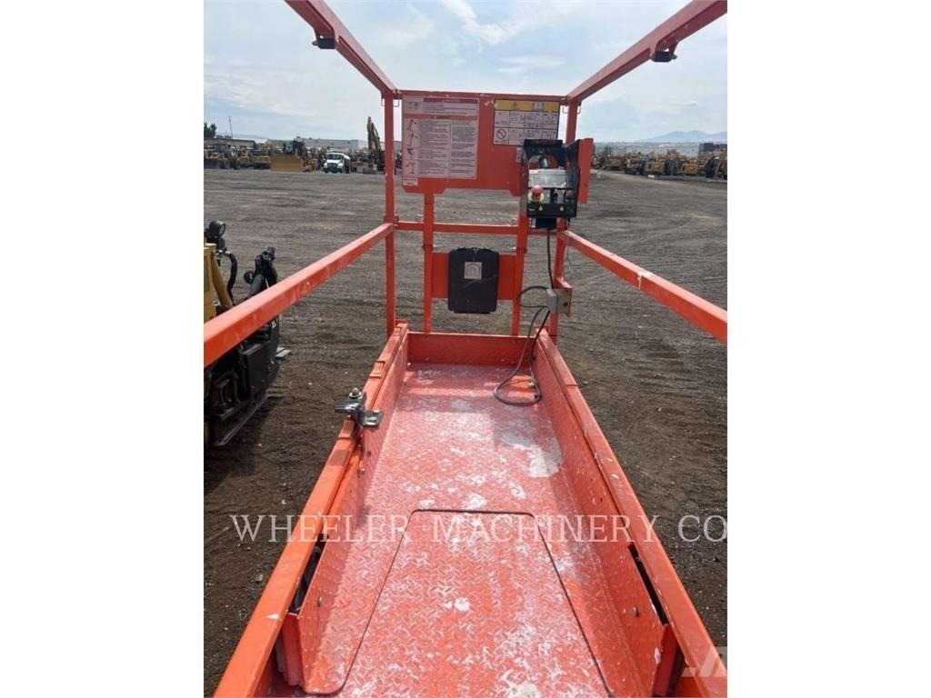 JLG ES2632 Makasli platformlar