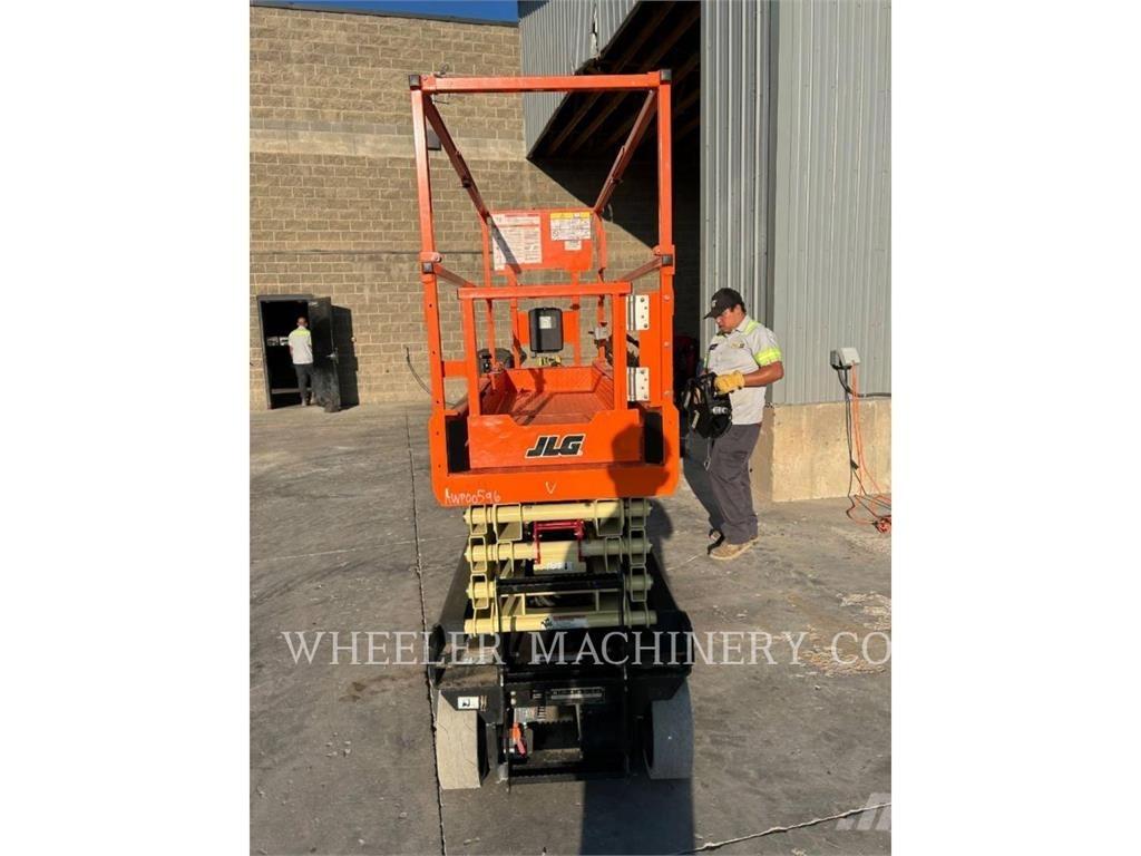 JLG ES2632 Makasli platformlar