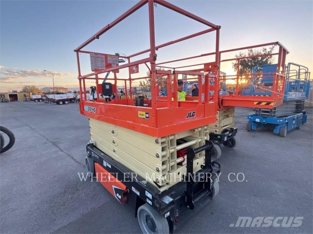 JLG ES3246 Makasli platformlar