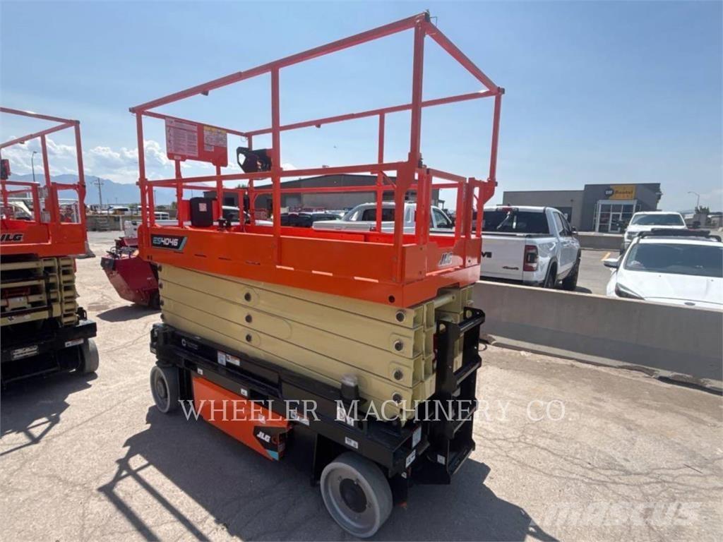 JLG ES4046 Makasli platformlar