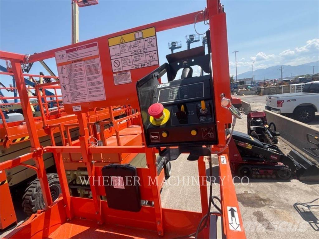 JLG ES4046 Makasli platformlar