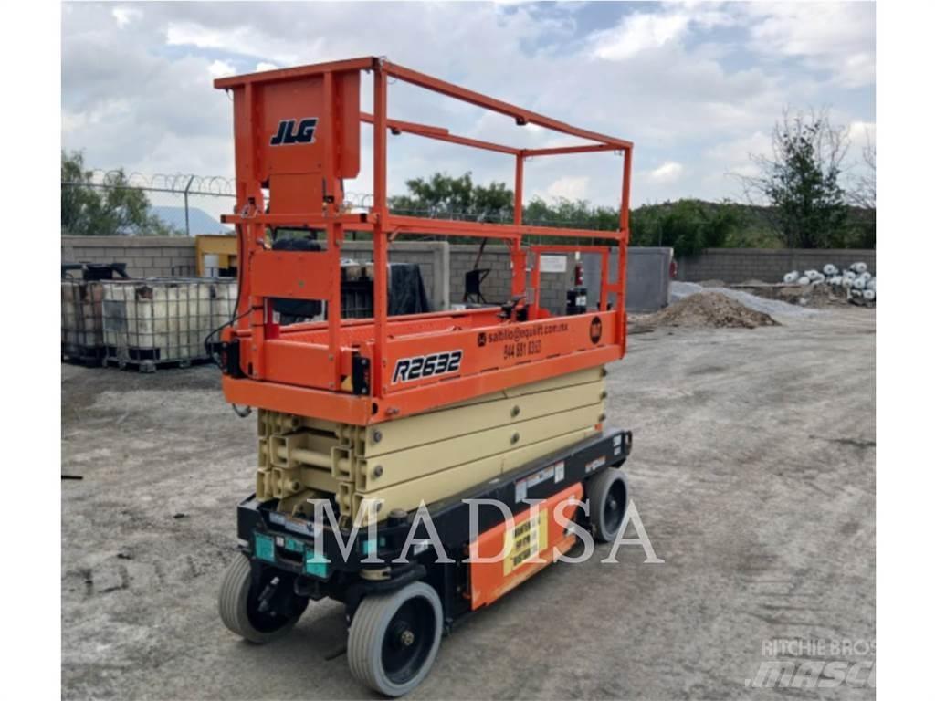 JLG R2632 Körüklü personel platformları