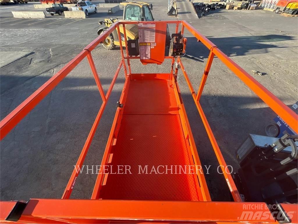 JLG R4045 Makasli platformlar