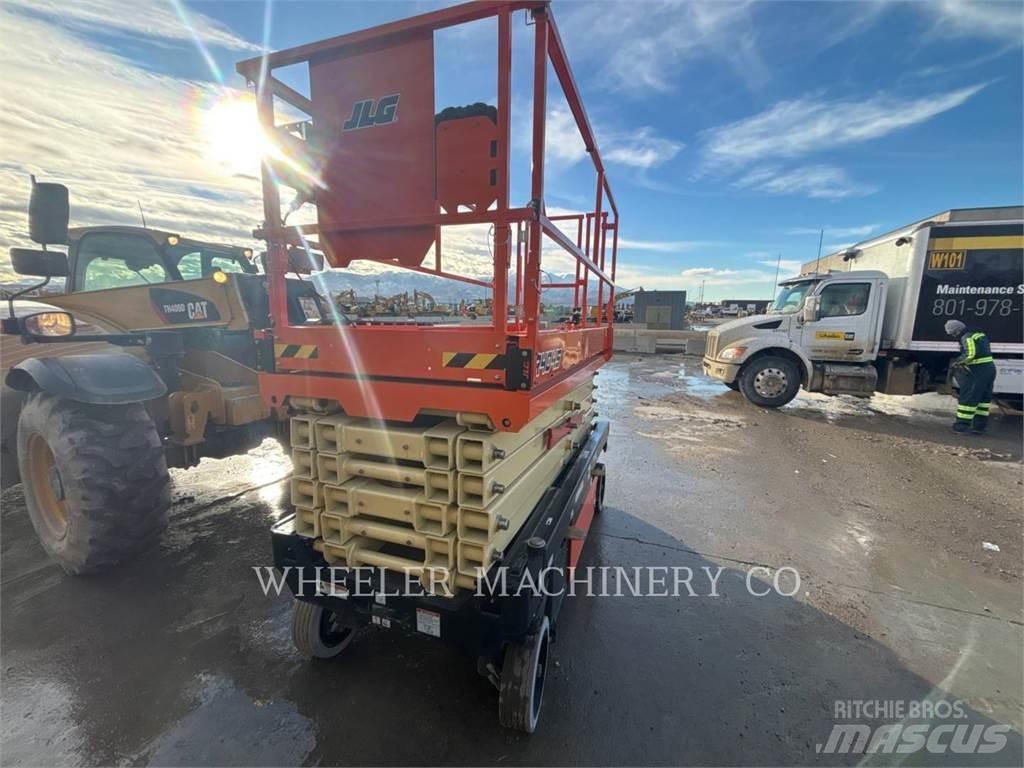 JLG R4045 Makasli platformlar