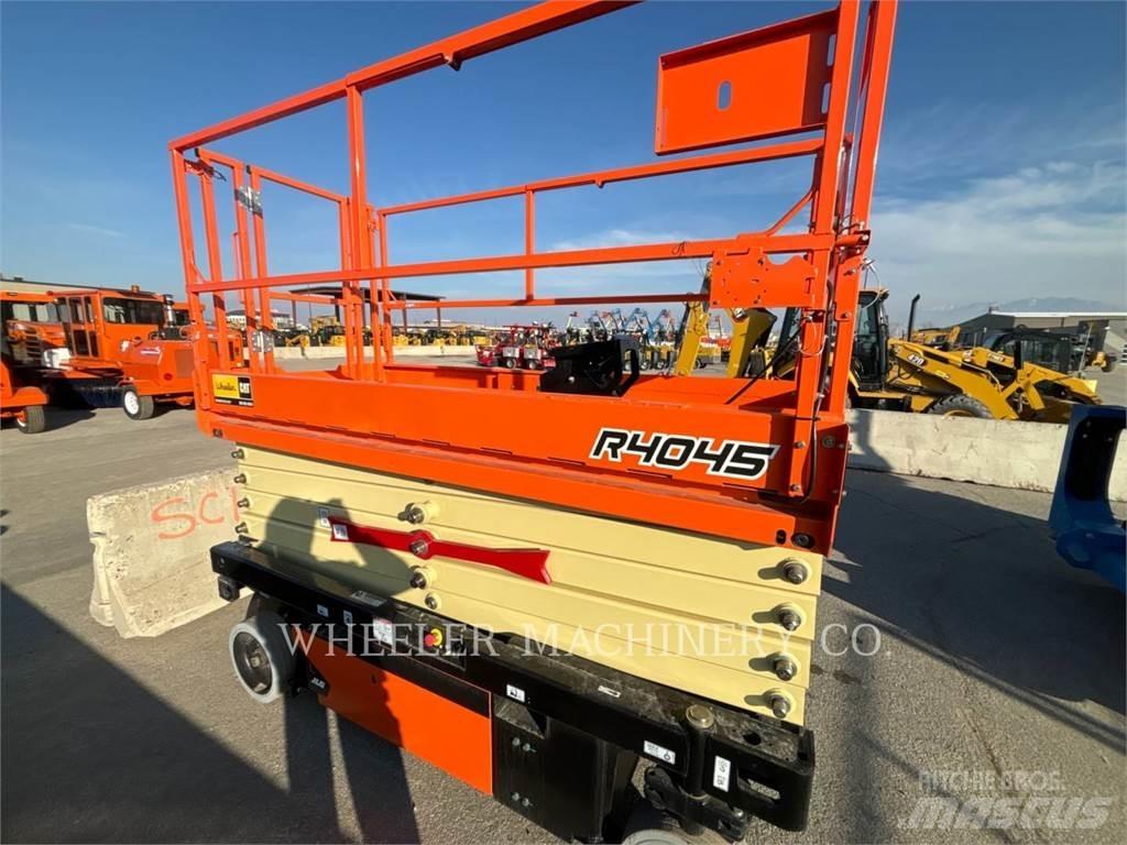 JLG R4045 Makasli platformlar