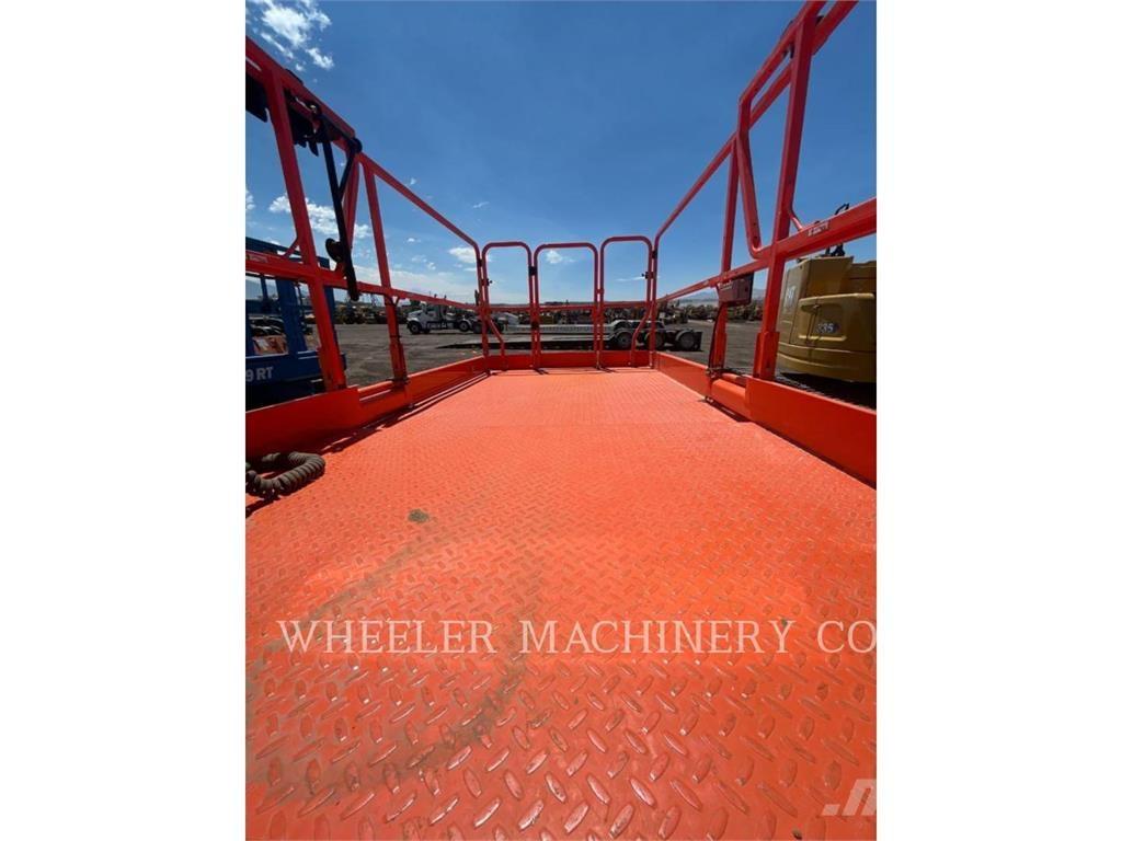 JLG RT3369 Makasli platformlar