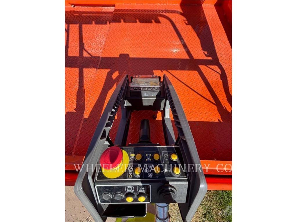 JLG RT3369 Makasli platformlar