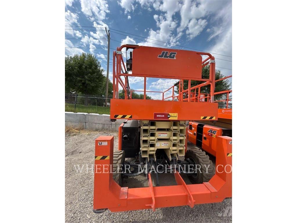 JLG RT4394 Makasli platformlar