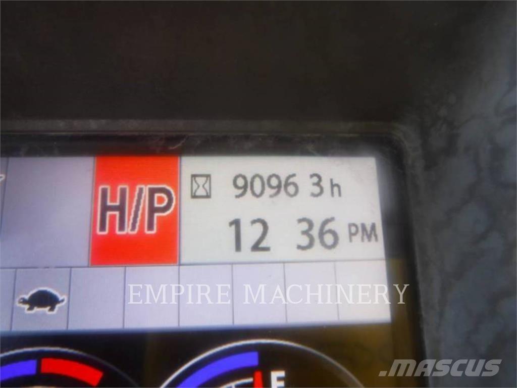 John Deere 135G Paletli ekskavatörler