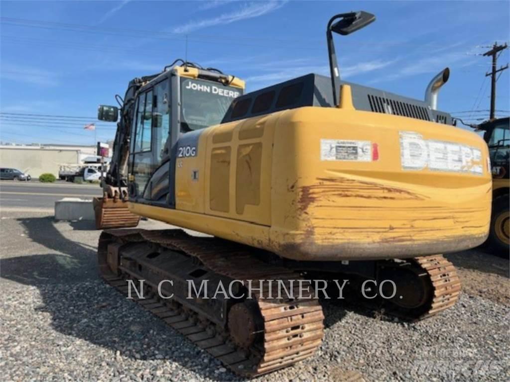 John Deere 210G Paletli ekskavatörler