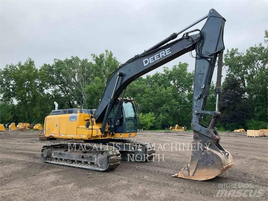 John Deere 210G Paletli ekskavatörler