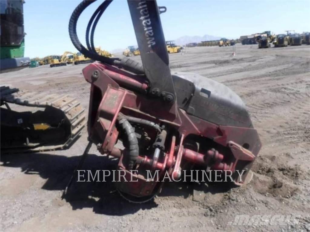 John Deere 2154G Paletli ekskavatörler