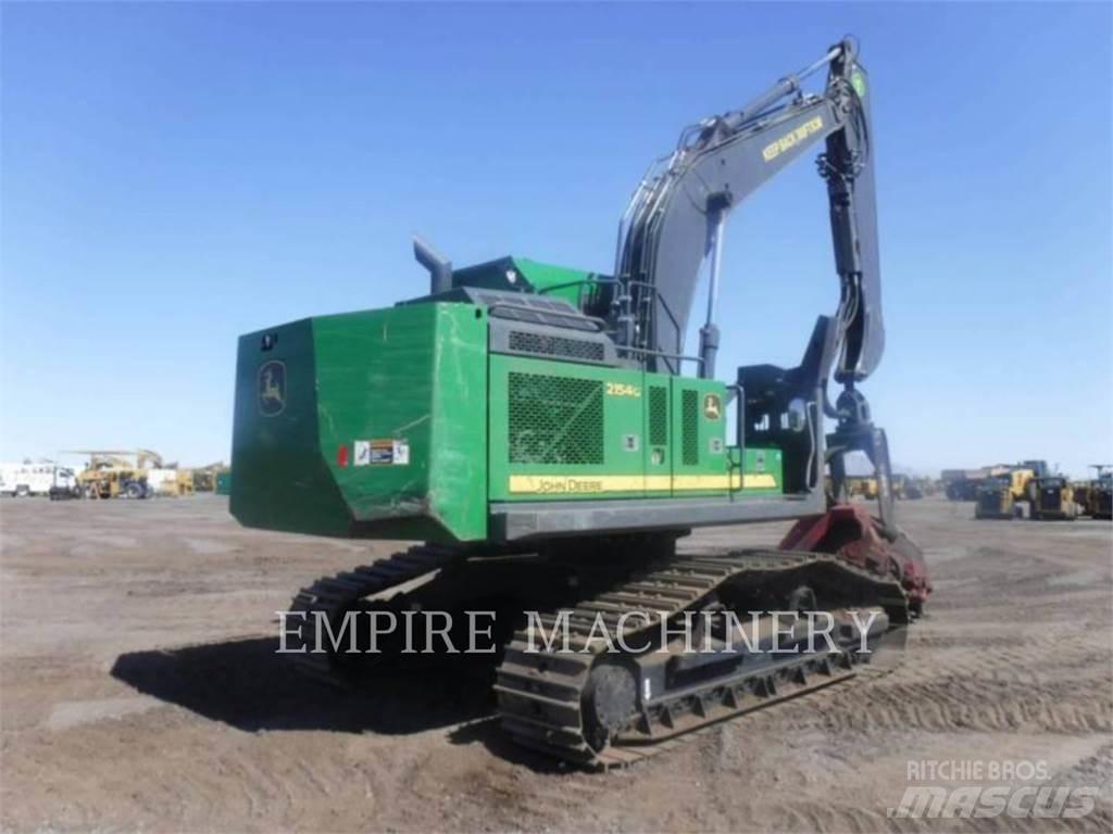 John Deere 2154G Paletli ekskavatörler