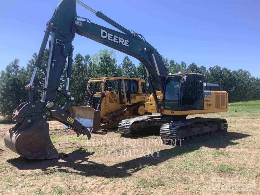 John Deere 250G Paletli ekskavatörler