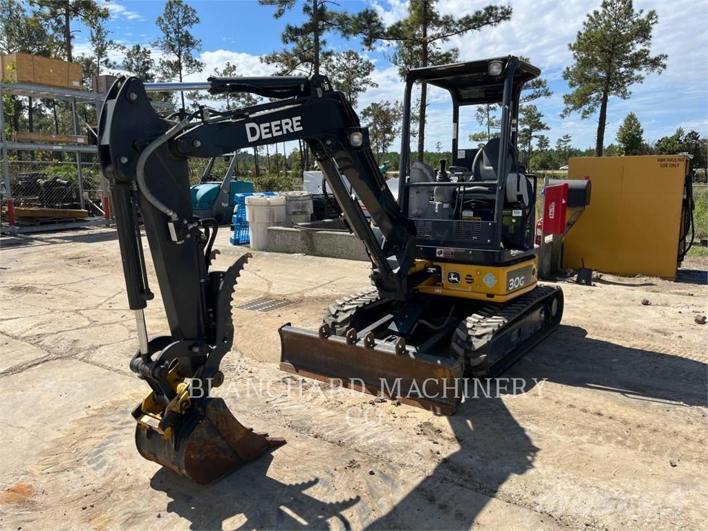 John Deere 30G Paletli ekskavatörler