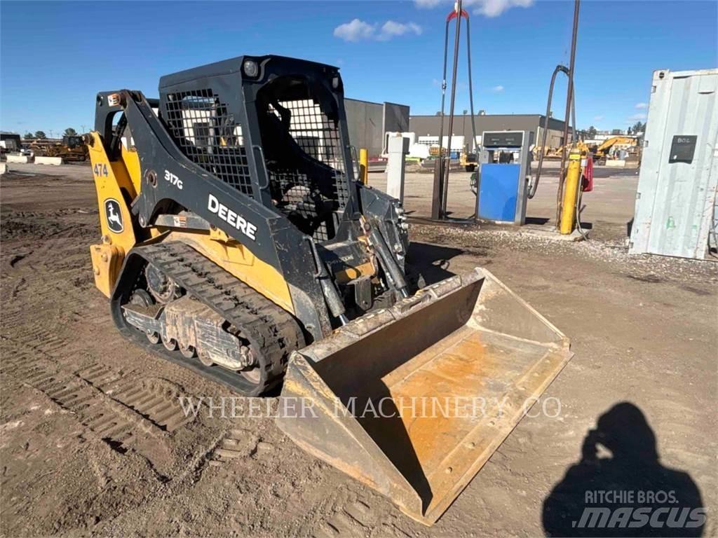 John Deere 317G CTL Paletli yükleyiciler