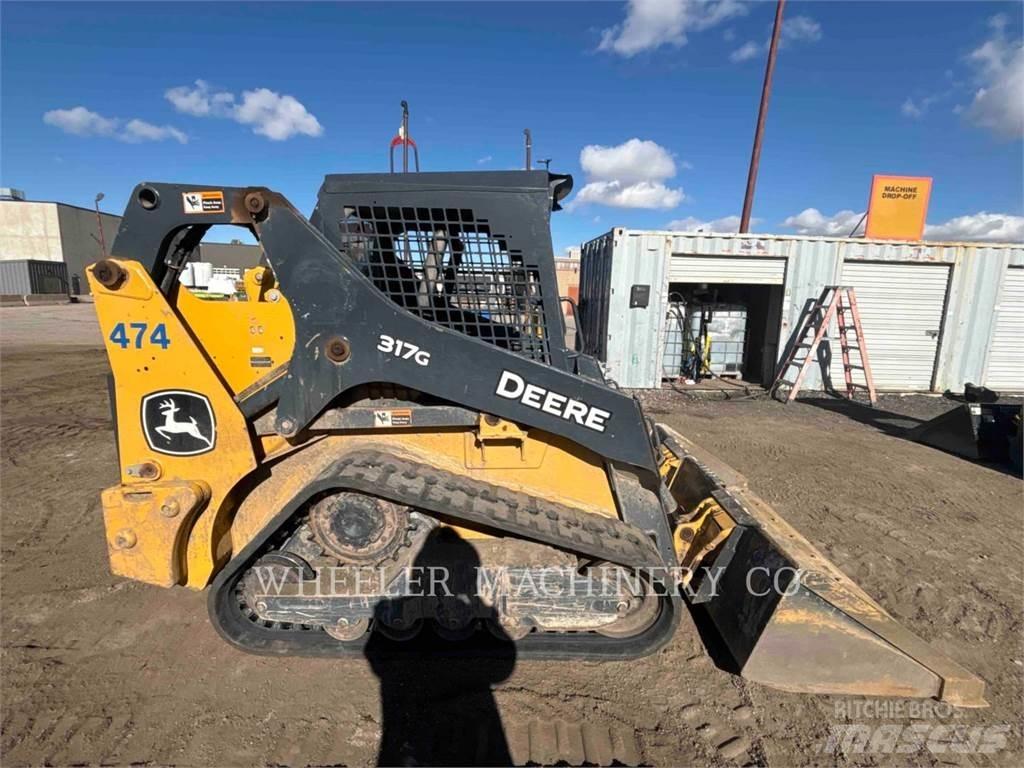 John Deere 317G CTL Paletli yükleyiciler