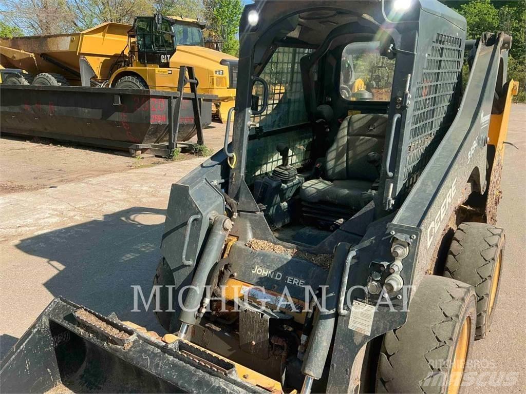 John Deere 318G Skid steer loderler