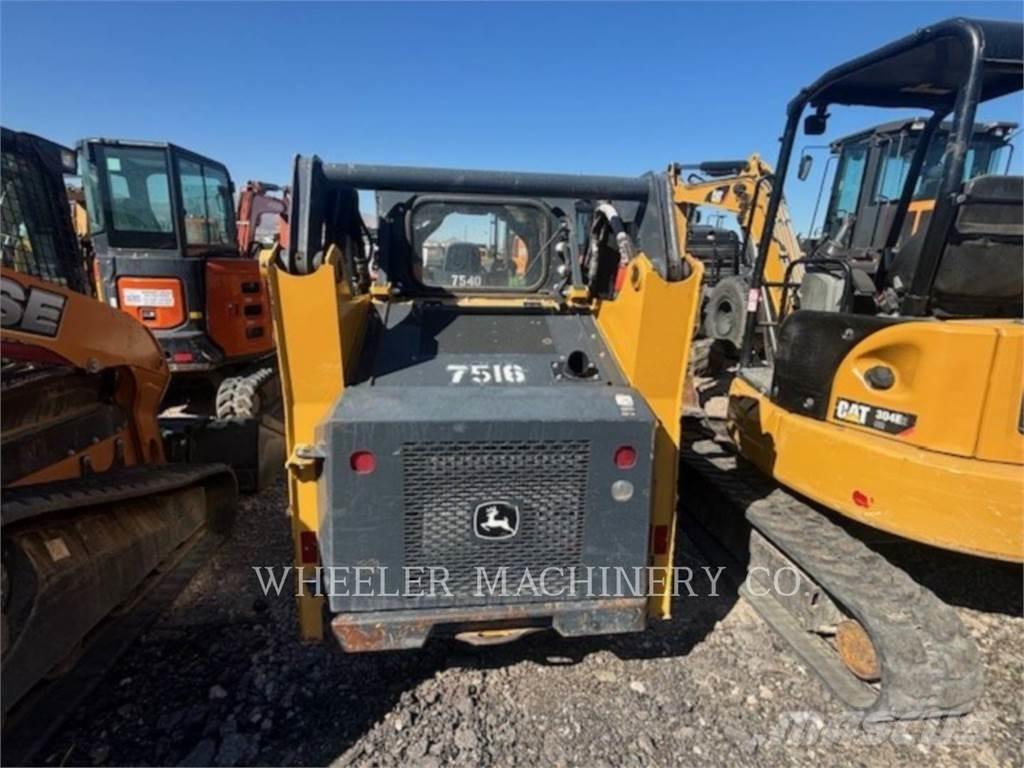 John Deere 318G SSL Skid steer loderler
