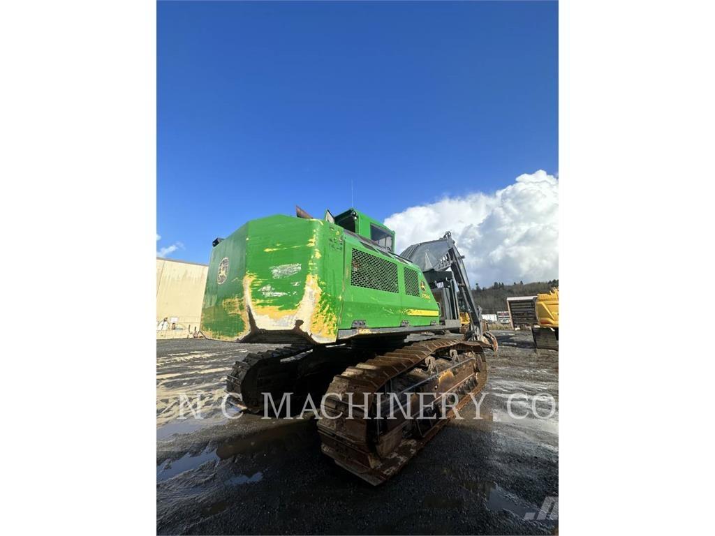 John Deere 3756G Orman traktörleri