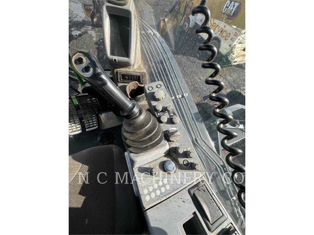 John Deere 3756G Orman traktörleri