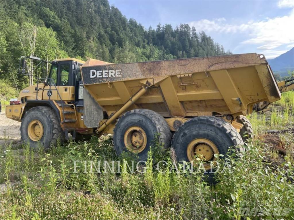 John Deere 400D Belden kirma kaya kamyonu