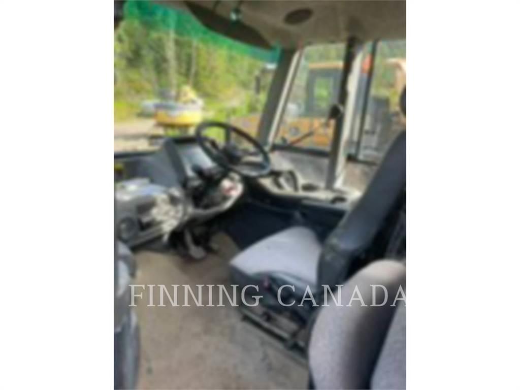 John Deere 400D Belden kirma kaya kamyonu
