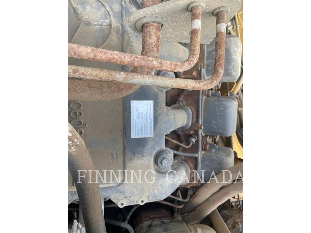 John Deere 400D Belden kirma kaya kamyonu