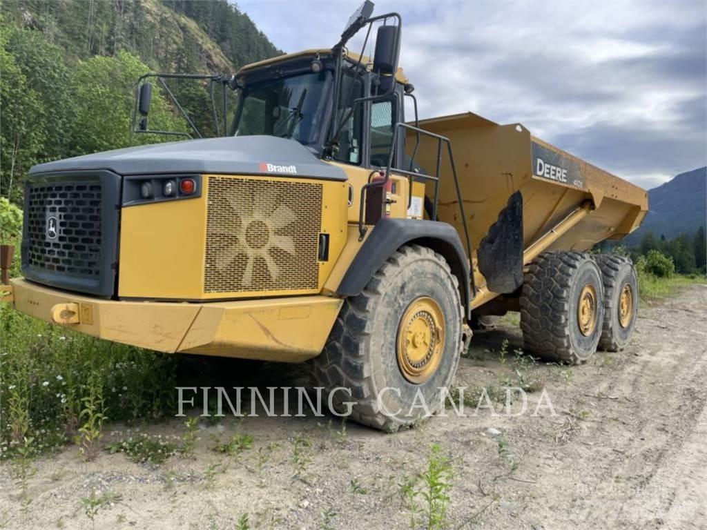 John Deere 410E Belden kirma kaya kamyonu