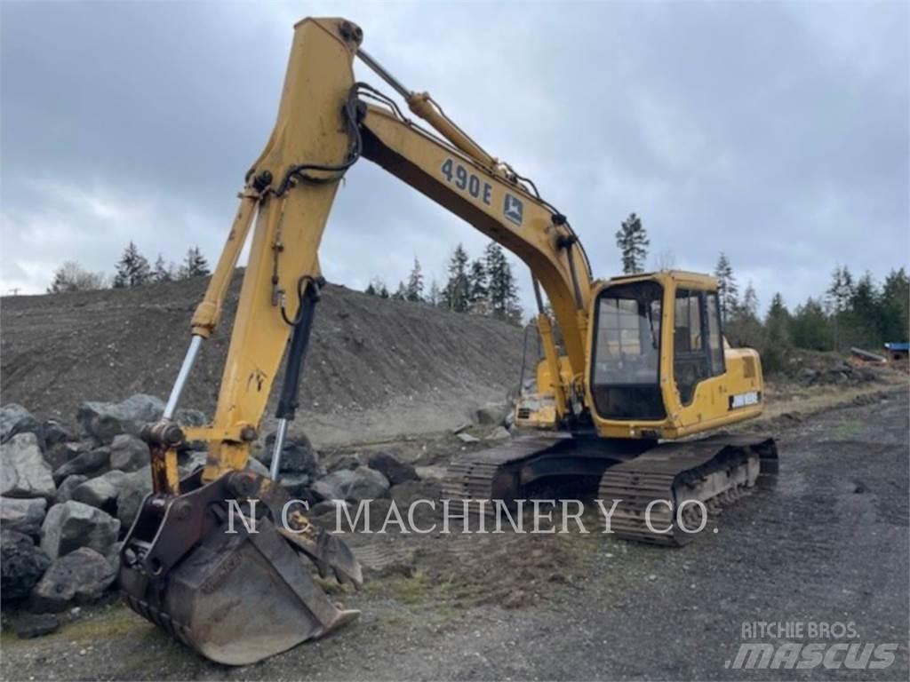 John Deere 490E Paletli ekskavatörler
