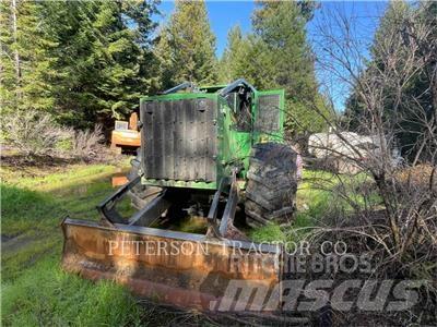 John Deere 648L Sürütücüler