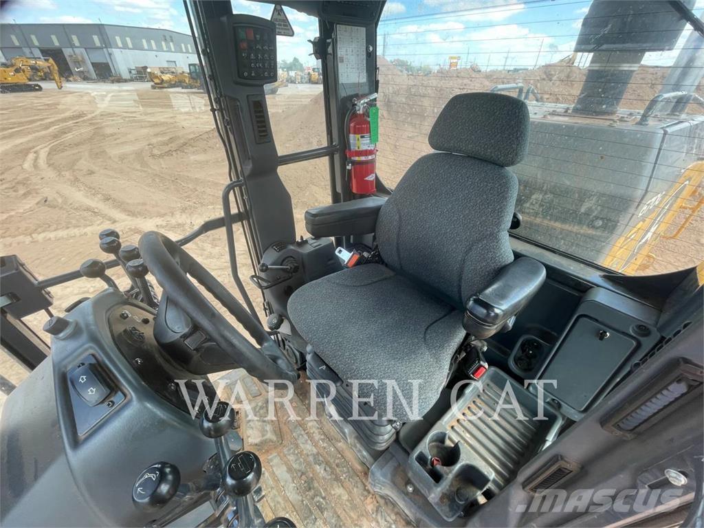 John Deere 670 Greyderler